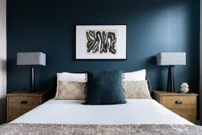 Kasa | Spacious 2BD, Gym and Pool Access | Reno - Image 2