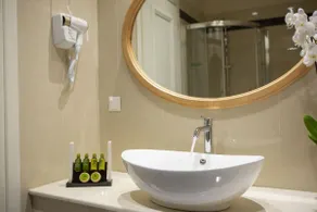 Tirkouaz Suite - VK Luxury Suites-Private Parking - Image 5