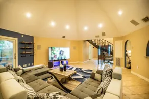 Huge 6 Bedroom with Heated Pool, 85” TV, Game Room - Image 2