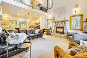Cle Elum Lake Home w/ Hot Tub & Mountain Views - Image 4