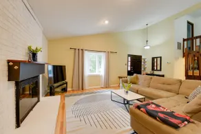 Cozy Cary Abode ~ 10 Mi to Downtown Raleigh! - Image 4