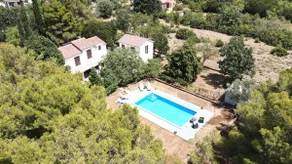 Holiday Home Jaga - 3-bedroom with swimming pool - Image 3