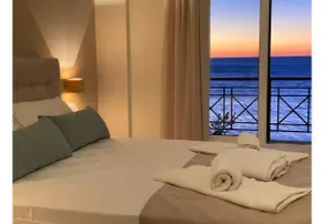 Sunset Premium Studio 8 - Image 3