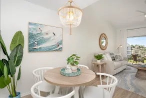 Luxury Beachside Condo - Half Mile from Beach - Image 5