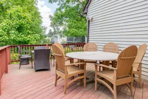 Super Comfortable Water-view Home in Saugerties - Image 2