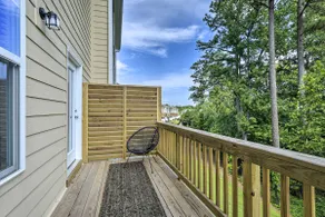 Tasteful Durham Townhome - 6 Mi to Downtown! - Image 3