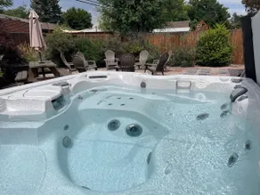 Spacious home w/ hot tub & fire pit - Image 2