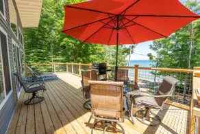 Thimbleberry Cottage: Lake Michigan Fall Getaway | Fireplace & Waterfront | Sleeps 6 - Image 3