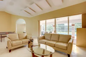 Pet-Friendly Port St Lucie Home - 7 Mi to Beaches! - Image 5