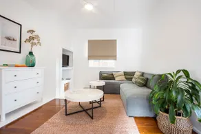 Fishery Road Cottage Pet Friendly 2 Mins Walk to Beach - Image 2
