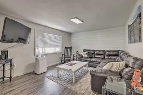 Fremont Home, Near Reservoirs & Hiking Trails - Image 3