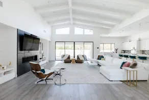 Orange Blossom | Free Pool Heat, Spa & Walkable to Old Town - Image 2