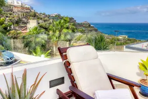 Big terraced house, 100m to the beach, with BBQ and sea view - Image 4