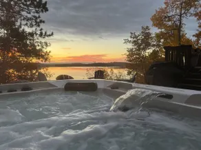 Luxury Lakefront Retreat, Hot Tub, Game Room, Views - Image 3