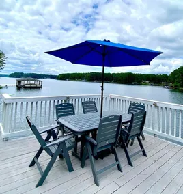 Waterfront, flat lot, family and pet friendly! - Image 4