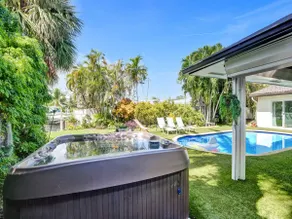 5 BR Oasis HTD Pool, Jacuzzi OlgasFriendsLLC - Image 2