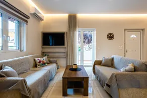 Filiatra Downtown Cozy Retreat - Homely Vibes - Image 5