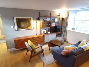 Stylish two bed flat, city centre, free parking - Image 4