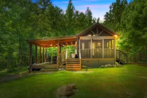 Tiny Home on 26 Private Lake Front Acres - Image 2