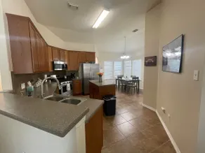 Conroe | Close To Freeway | Fast WiFi | Games - Image 2