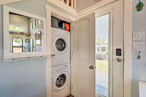 Upscale Tiny Home - Boho-Chic Austin Getaway! - Image 5