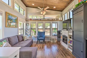 Upscale Tiny Home - Boho-Chic Austin Getaway! - Image 3
