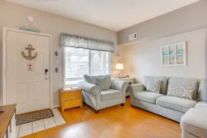 Quaint Wildwood Condo ~ Walk to Beach! - Image 4