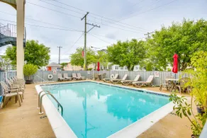 Quaint Wildwood Condo ~ Walk to Beach! - Image 2