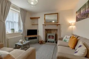 3 Bed in Hope Valley oc-dcherb - Image 3