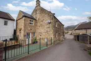 3 Bed in Hope Valley oc-dcherb - Image 2