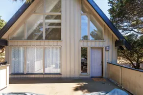 Seaglass Home - Pet Friendly - Image 2