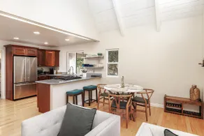 Seaglass Home - Pet Friendly - Image 3