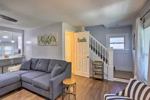 Lorain Lake Cottage < 1 Mi to Lake Erie Fun! - Image 4