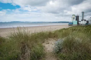 Fisherman's Way - 2 Bed Apt - SA1 Swansea  - Image 2