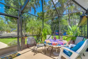 Canal-Front Outdoor Oasis: Home in Crystal Water - Image 3