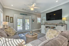 On-Site Beach Bar: Sunny Perdido Key Cottage! - Image 4