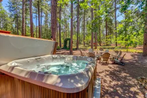 Hot Tub & Game Room: All-Season Pinetop Cabin - Image 4