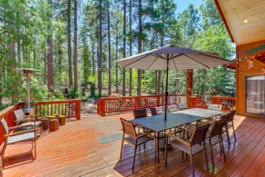 Hot Tub & Game Room: All-Season Pinetop Cabin - Image 2