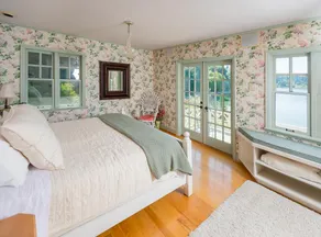 Spa, pickleball court and private beach! - Image 3