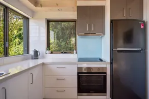Moffat Beach Surf Retreat - Image 3