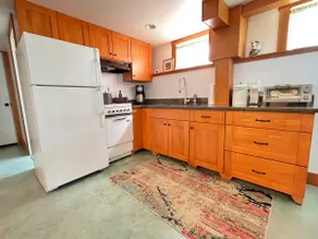 Walk to Greenlake | Full Kitchen | Patio | BBQ - Image 5