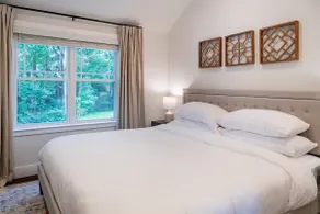 Modern Farmhouse Getaway I 2 BR, Sleeps up to 6 - Image 4