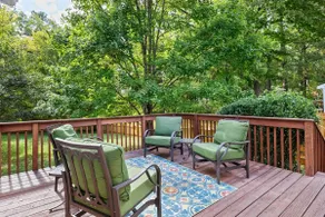 *Walk to Downtown * Fenced Yard - Image 2