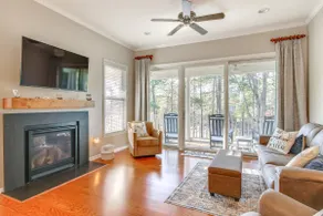 Lakefront McCormick Gem: Deck & Golf Course Views - Image 4