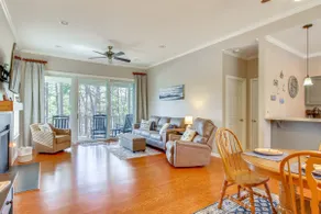 Lakefront McCormick Gem: Deck & Golf Course Views - Image 5