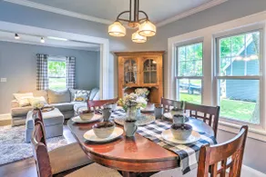 Bright Parma Home w/ Outdoor Space < 10 Mi to Dtwn - Image 3