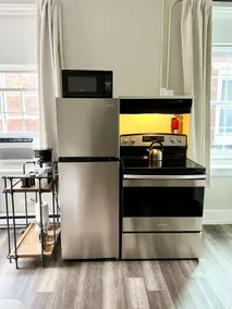 Tiny Bohemian Studio in Midtown - Image 2