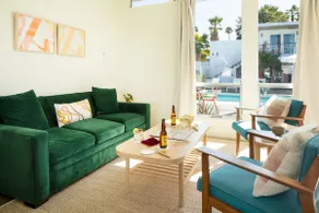 Boutique Hotel w/ Pool | The Wesley 1BDR Suite - Image 3