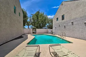 1 Mi to Old Town! Snowbird Escape w/ Pool Access - Image 3