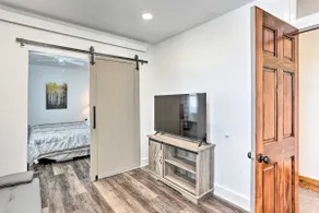 Walk to Dining, Breweries & Shops! Dtwn Custer Apt - Image 5